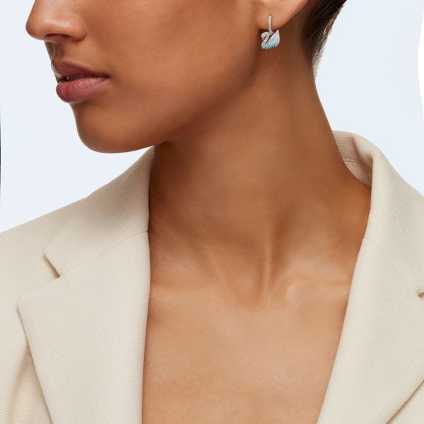 Swarovski Iconic Swan earrings 4